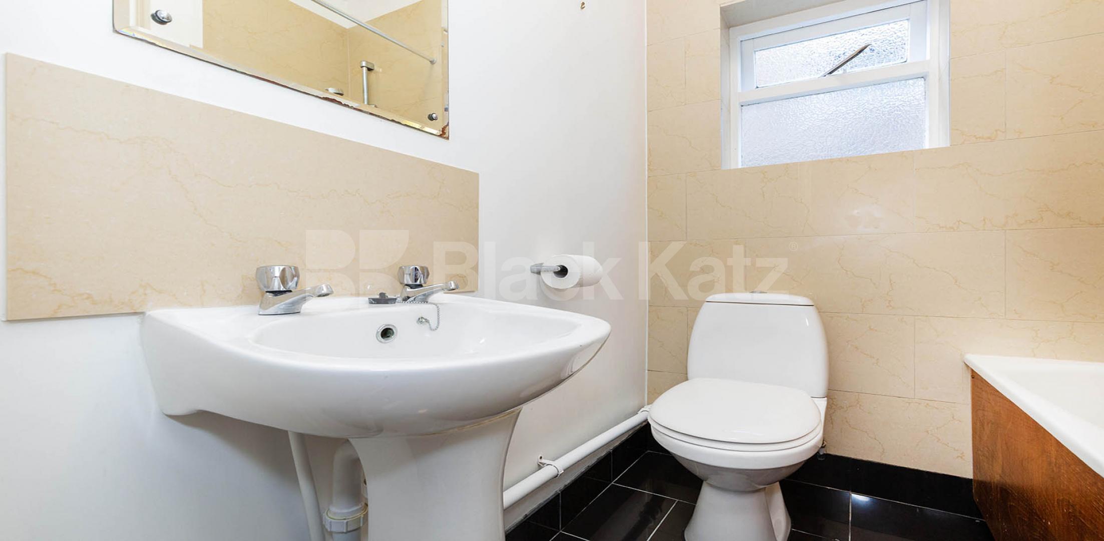 			NEW INSTRUCTION!, 2 Bedroom, 1 bath, 1 reception Flat			 Anson Road, TUFNELL PARK